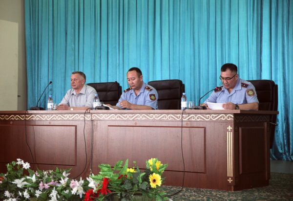 27 июня 2019 года в Департаменте полиции Алматы состоялось совещание с участием руководителей частных охранных организаций города. Совещание было организовано отделом по контролю за охранной деятельностью ДП г.Алматы.